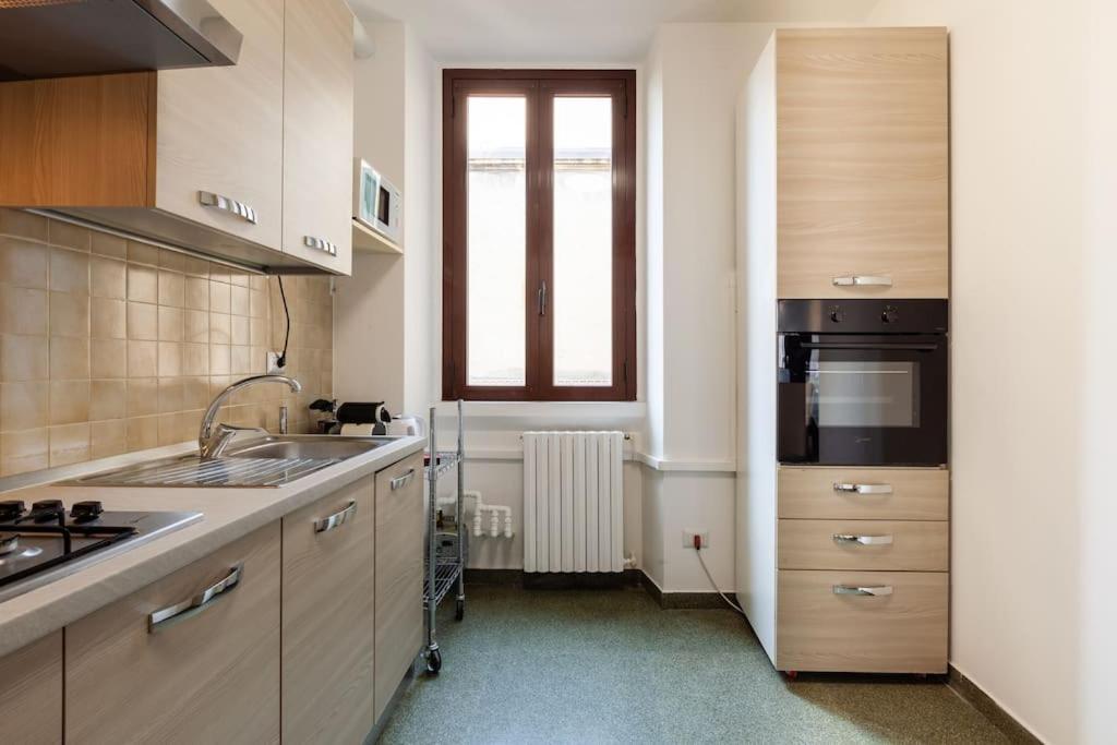 Ferrari - AC -Wifi - Flexyrent Apartment Milano Exterior foto